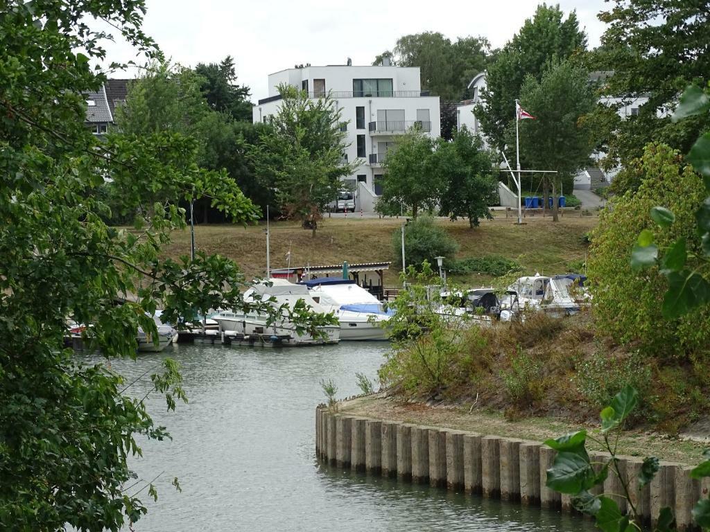 Hotel Kolossos Duesseldorf - Neuss Exterior photo